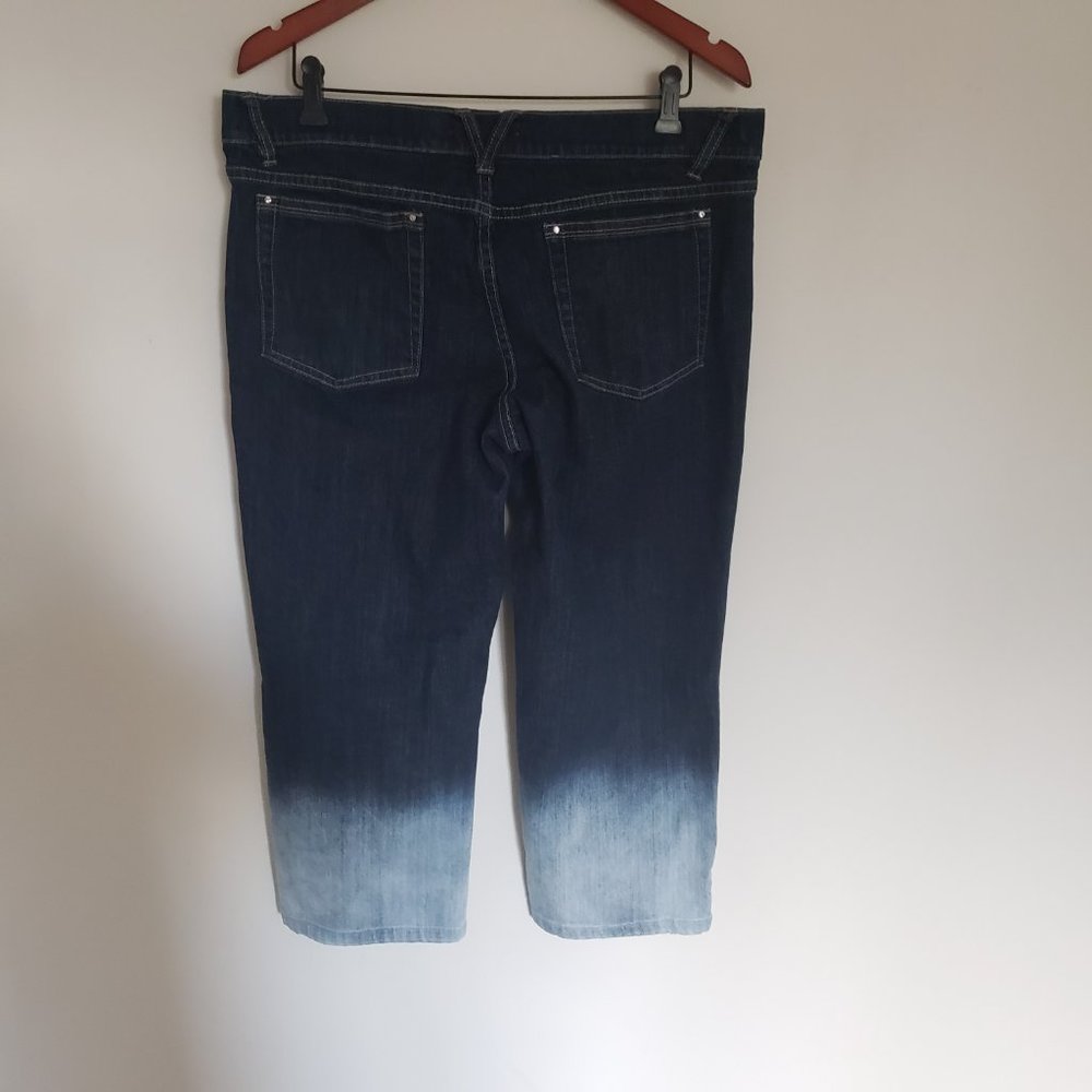 White House Black Market Noir Size 14 Denim Capris - Picture 8 of 9